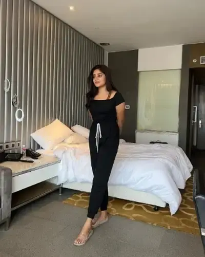 Call Girls Malpur Cash On Delivery