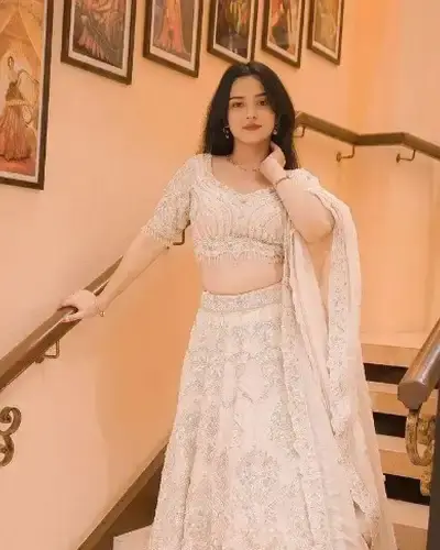 Escort Malpur